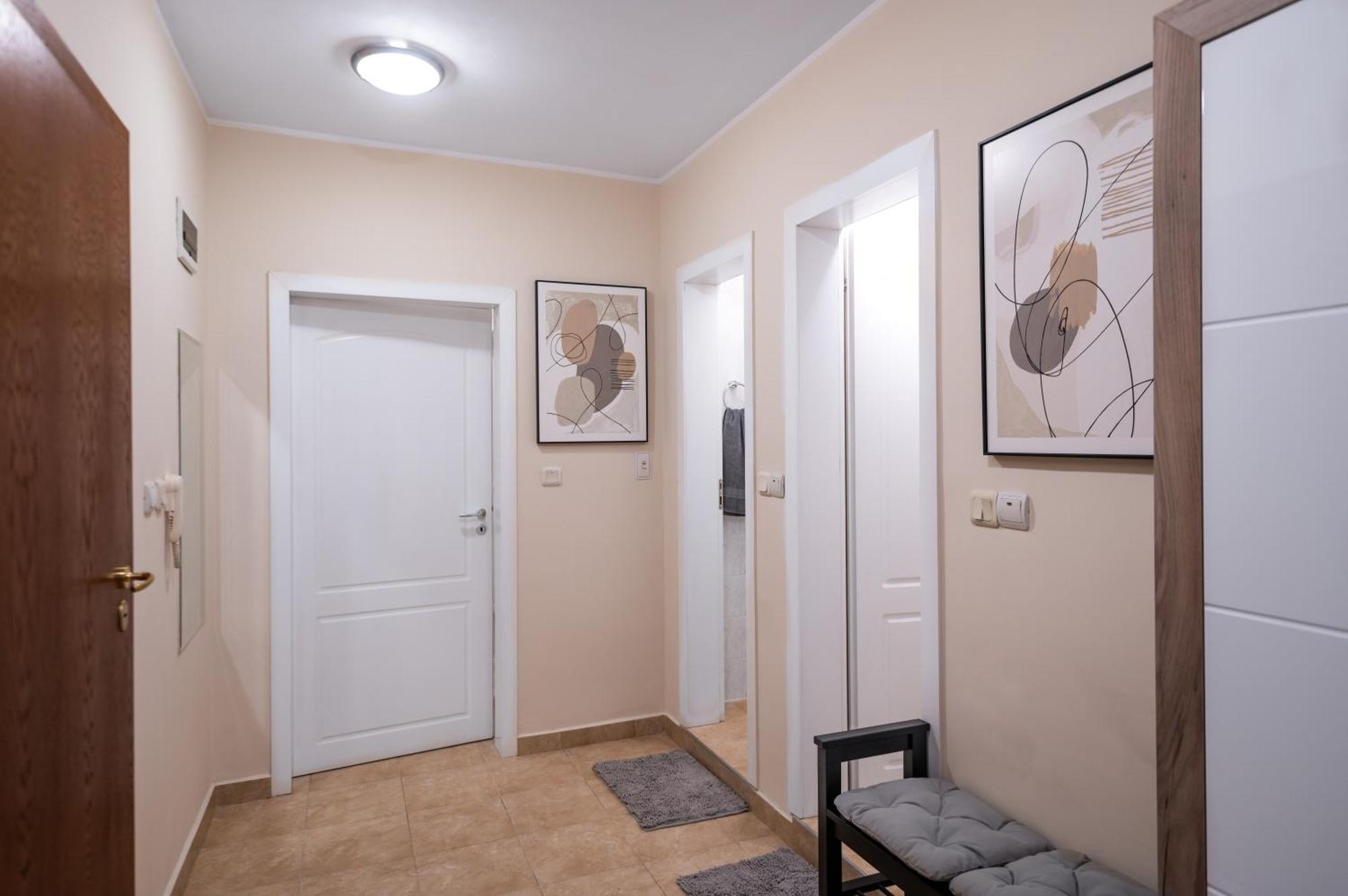 Cosy Green Apt Close To Macedonia Square Sofia Esterno foto